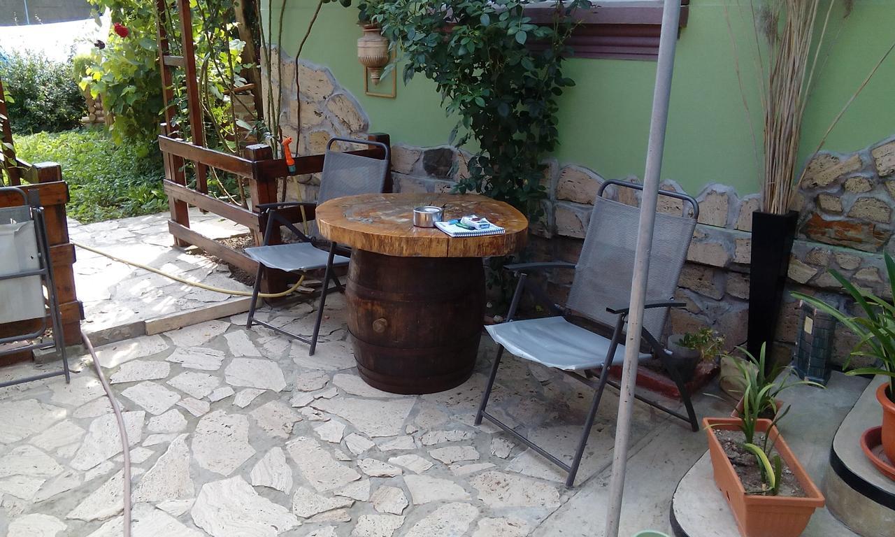 Casa Cosmin Guest House Dobra ภายนอก รูปภาพ